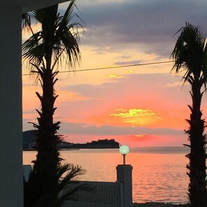 Double Room (Sea View Front) | Minibar, in-room safe, blackout drapes, soundproofing - Sidari Beach Hotel (Corfu)