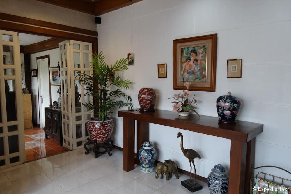 Casa Ruby Pension House