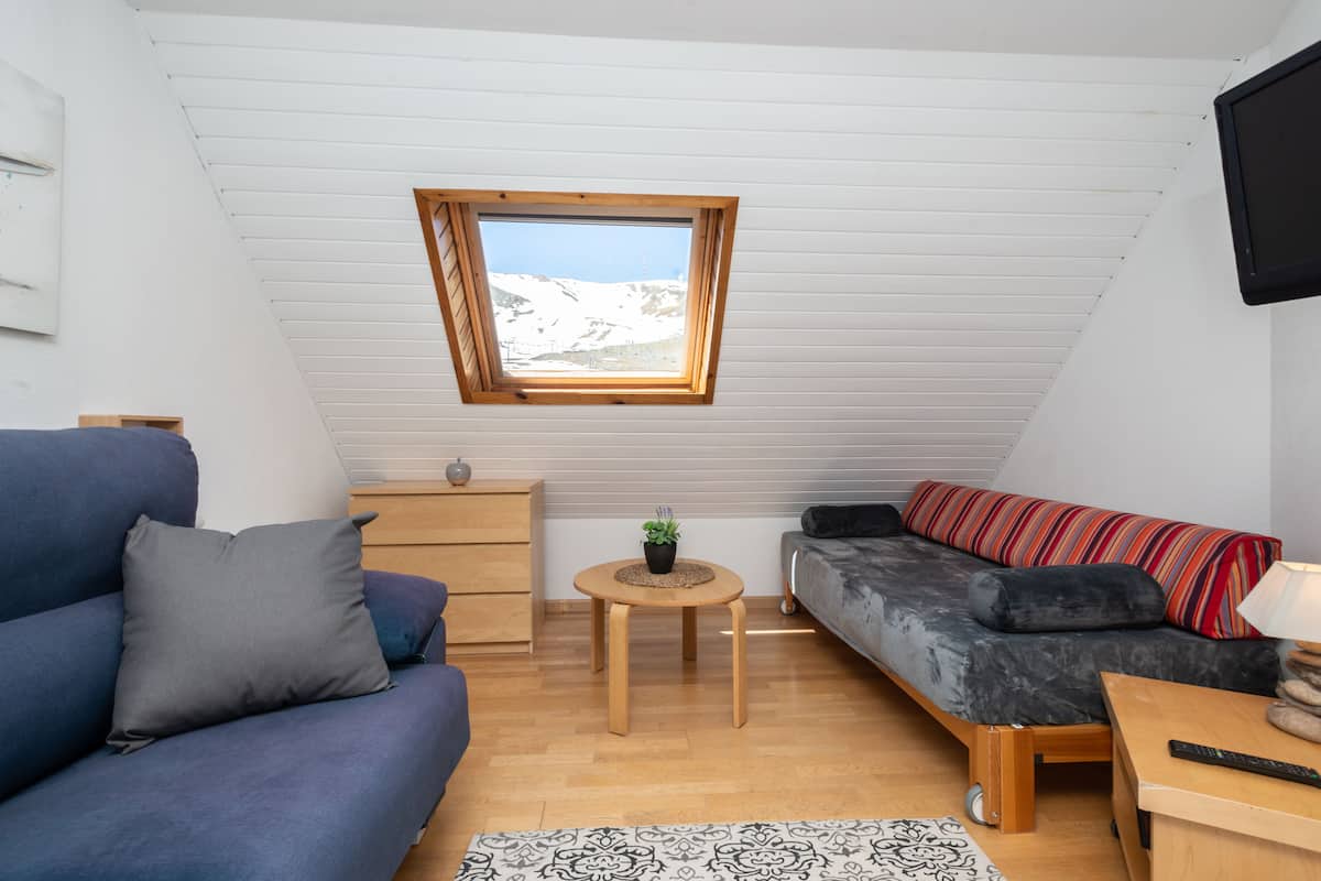 Appartamento, 1 camera da letto (5 people) | Soggiorno | TV