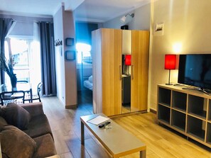 Basic Studio Apartment 4 people | Living room - Apartamentos Pie de Pistas Mikka. (Pas de la Casa)