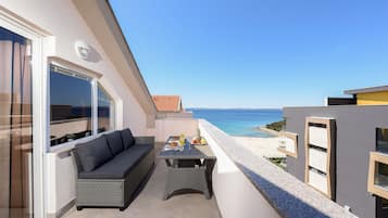 Superior-Studio, 1 Queen-Bett, Terrasse, Meerblick | Ausblick vom Zimmer