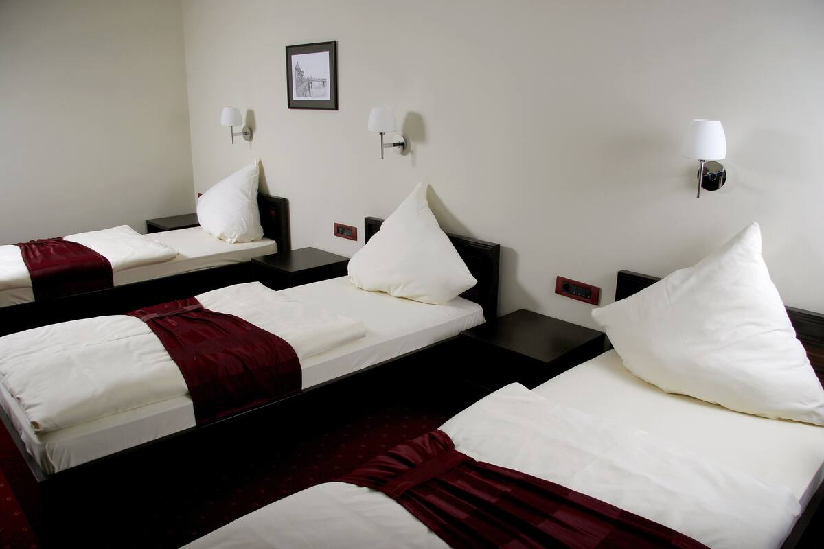 Chambre supérieure double ou avec lits jumeaux | Minibar, coffre-fort, bureau, système d’insonorisation