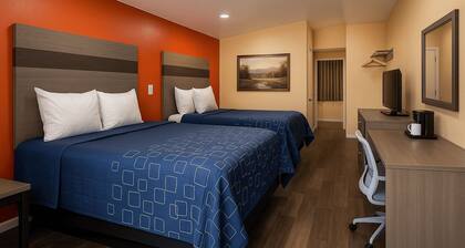 Pinconning Trail Inn Motel