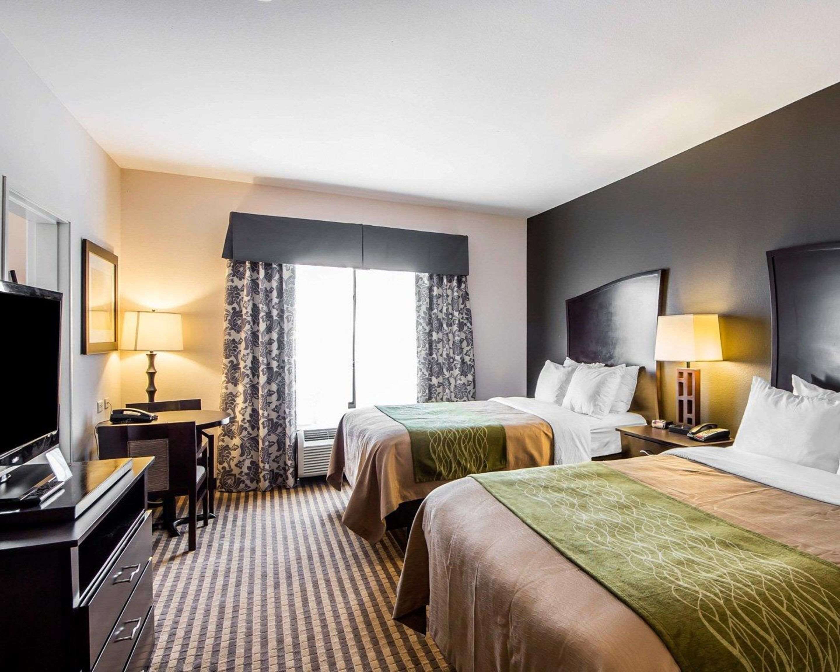 minibar, iron/ironing board, free cots/infant beds, free wifi