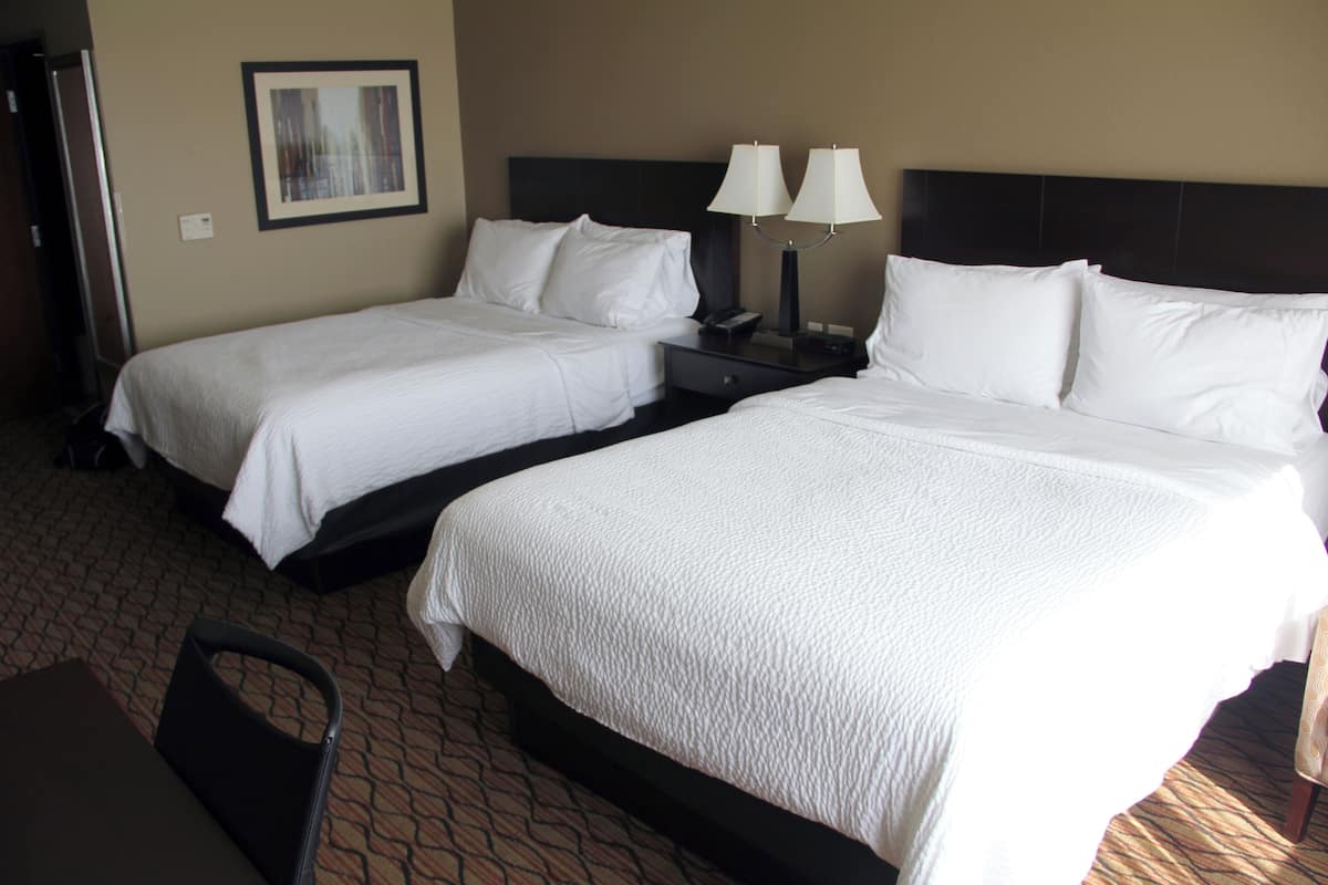 1 bedroom, in-room safe, desk, iron/ironing board