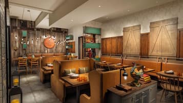 Daily cooked-to-order breakfast for a fee