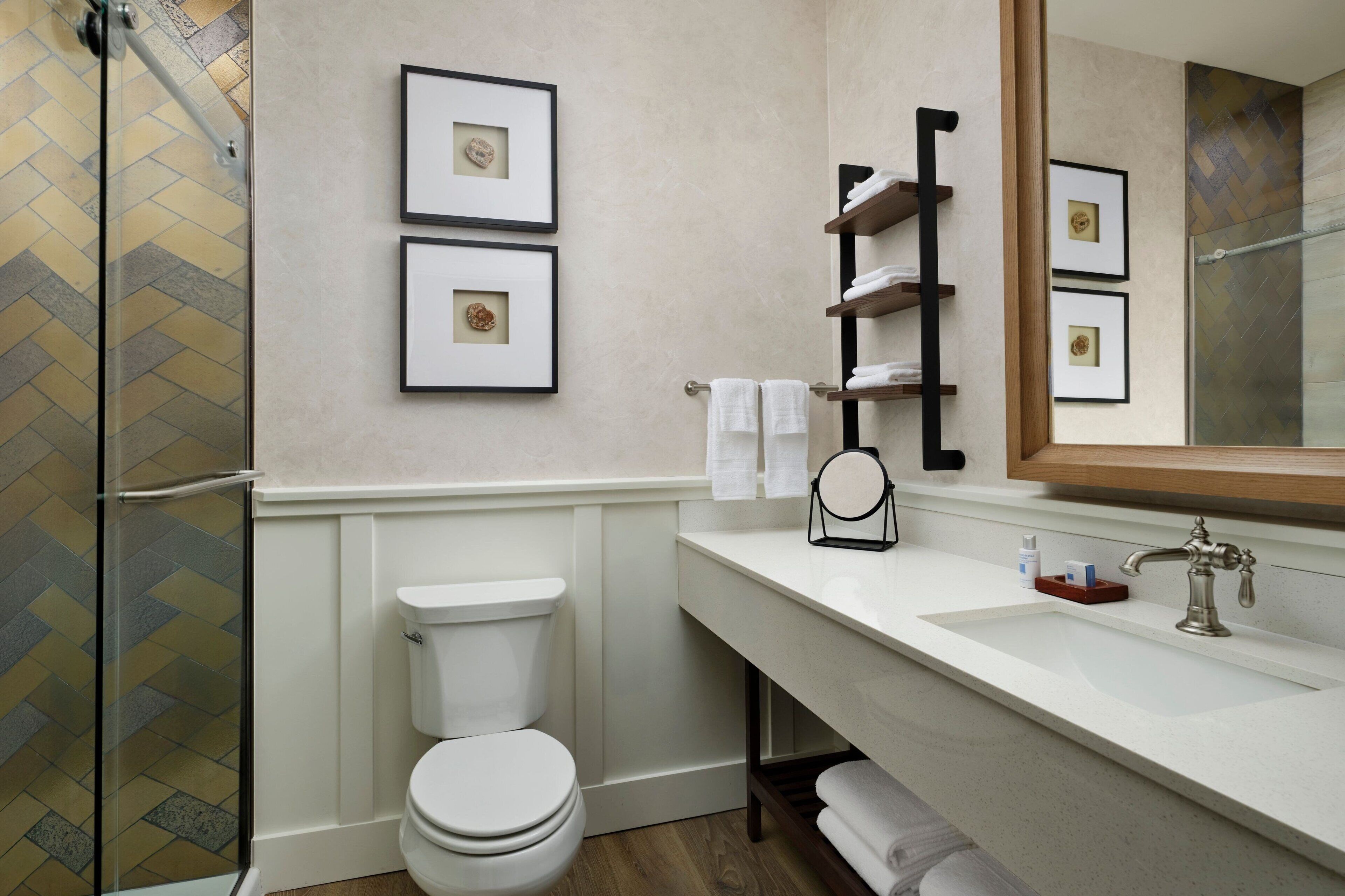 standard room, 1 king bed with sofa bed, non smoking | bathroom | shower, free toiletries, hair dryer, towels