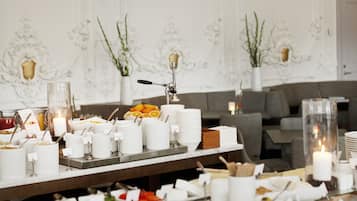 Free daily local cuisine breakfast