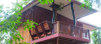 Baan Khao Sok Resort