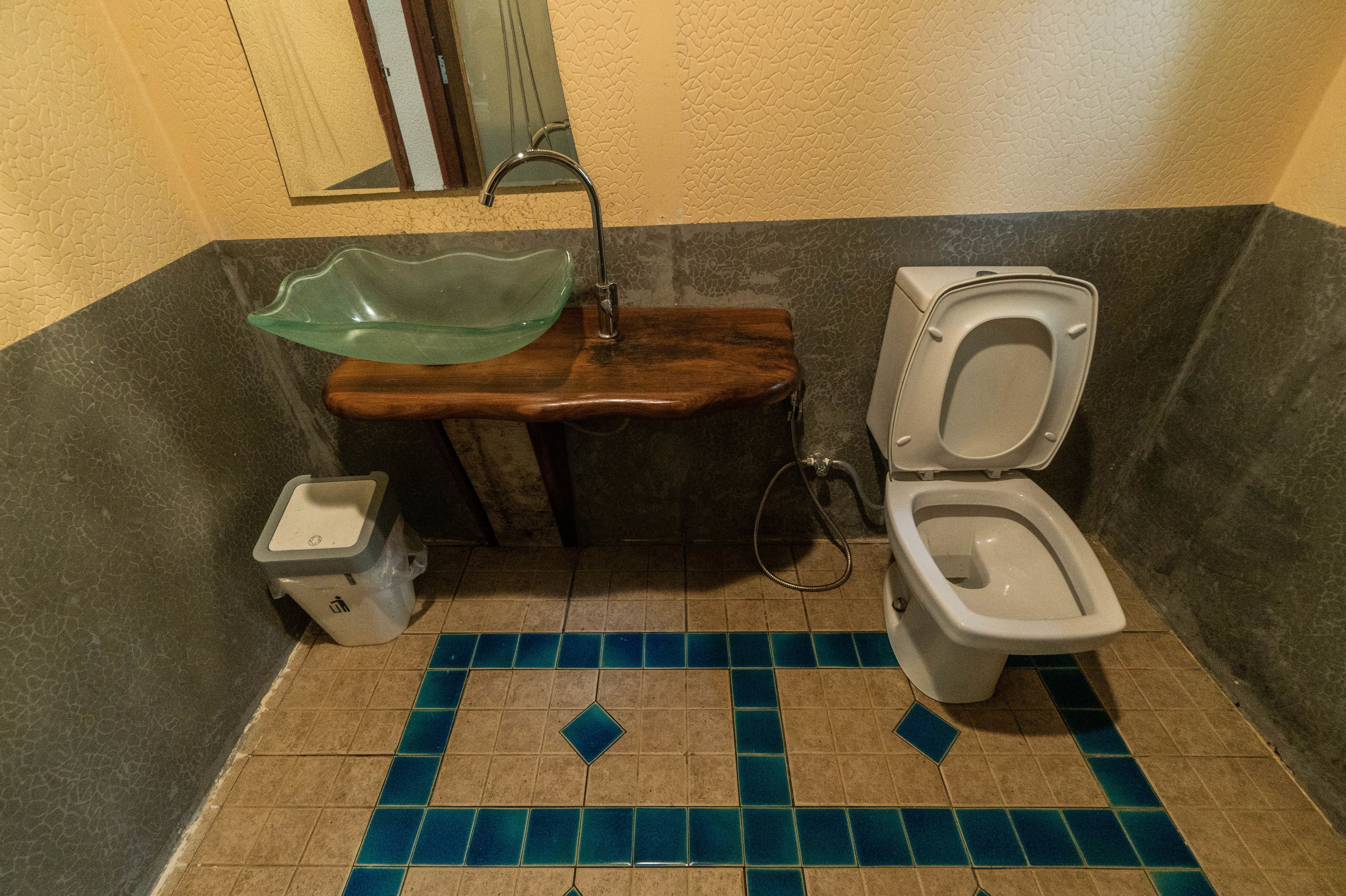 tree house fan | desk