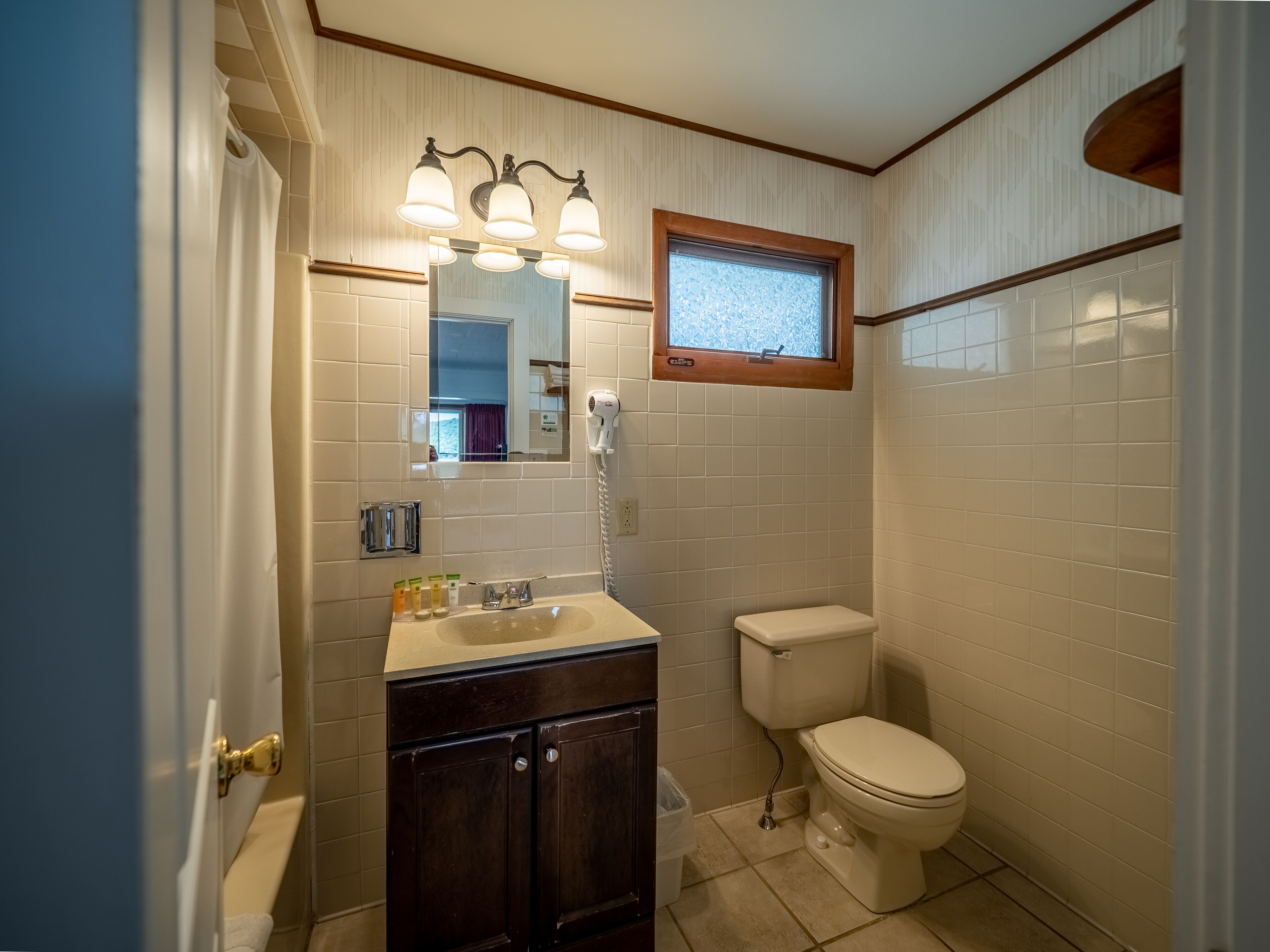 Foto - Lake 'N Pines Motel