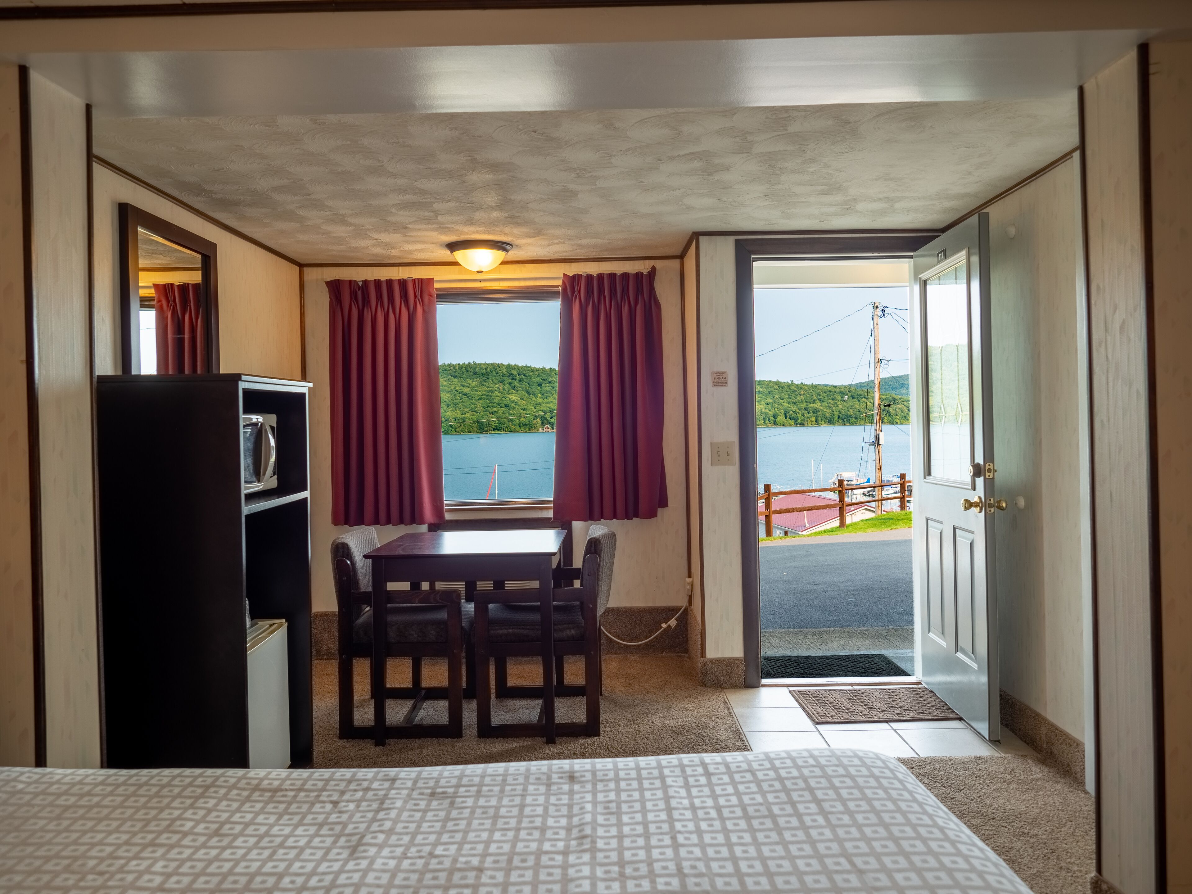 Foto - Lake 'N Pines Motel