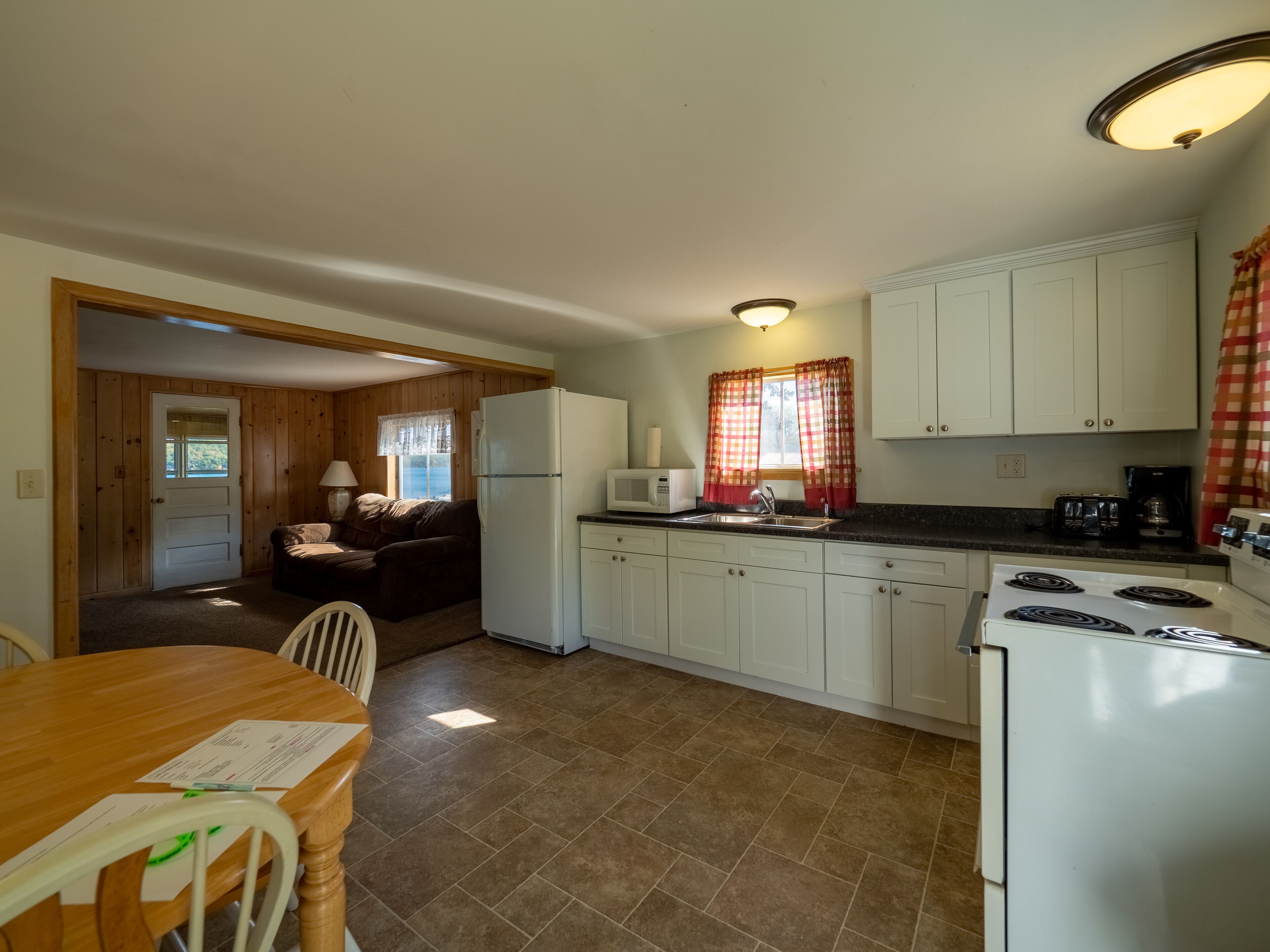 Foto - Lake 'N Pines Motel