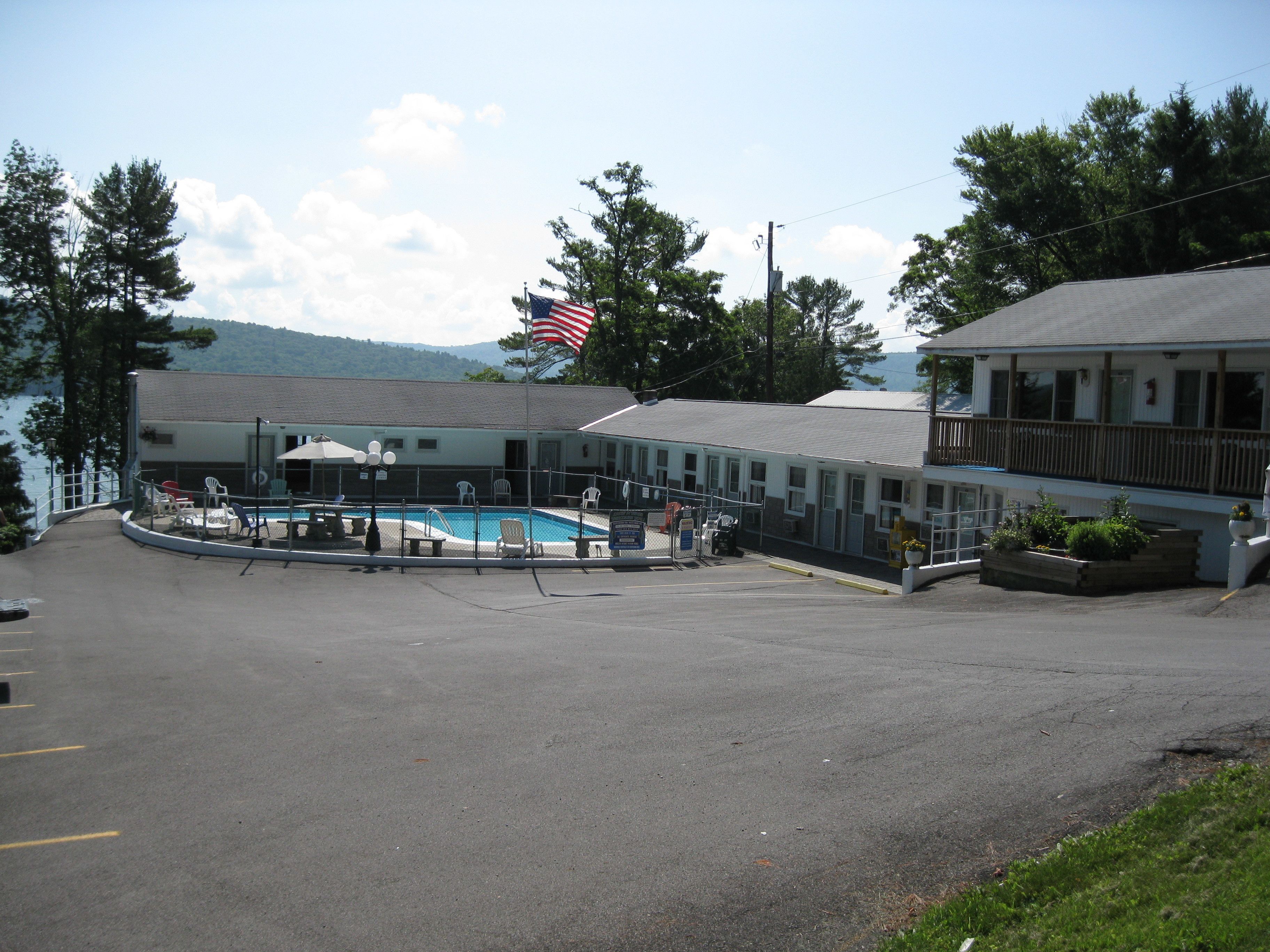 Foto - Lake 'N Pines Motel