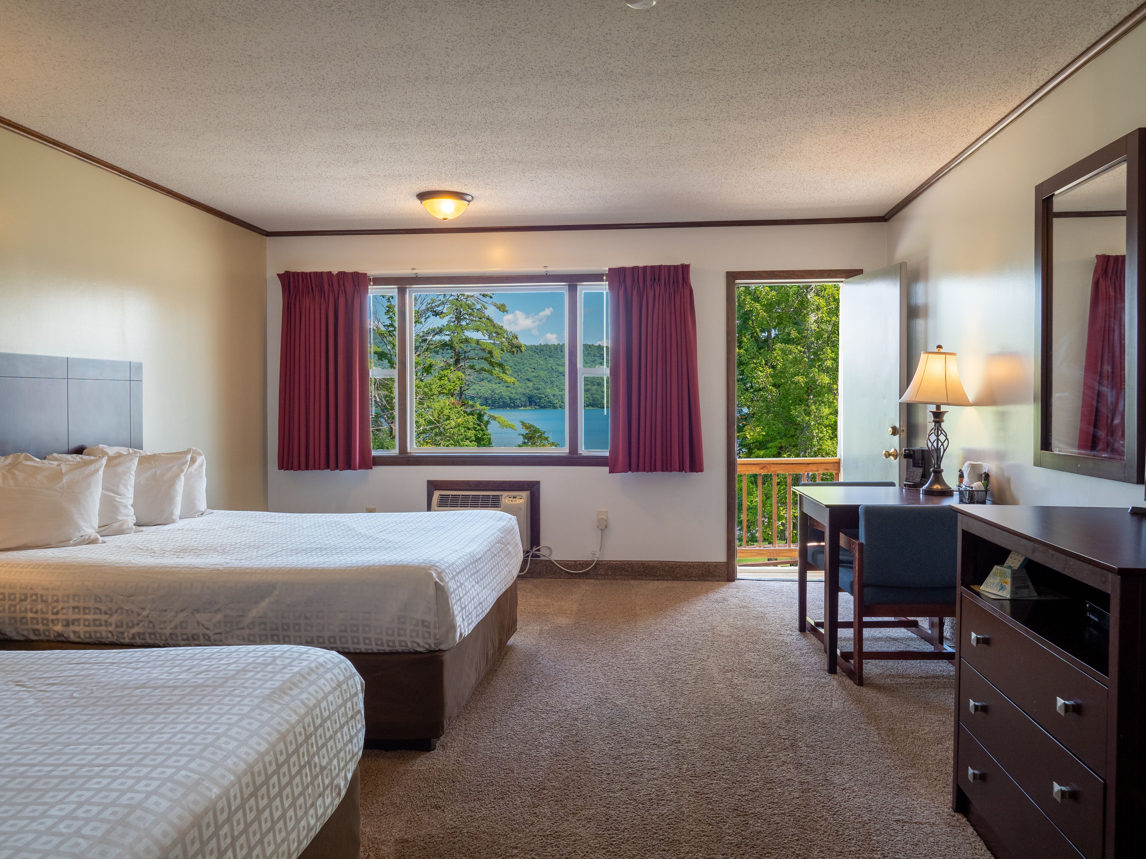 Foto - Lake 'N Pines Motel