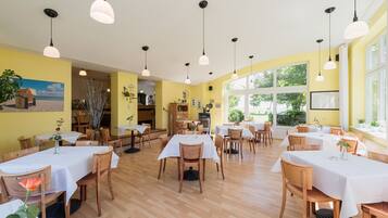 Daily buffet breakfast (EUR 12.5 per person)