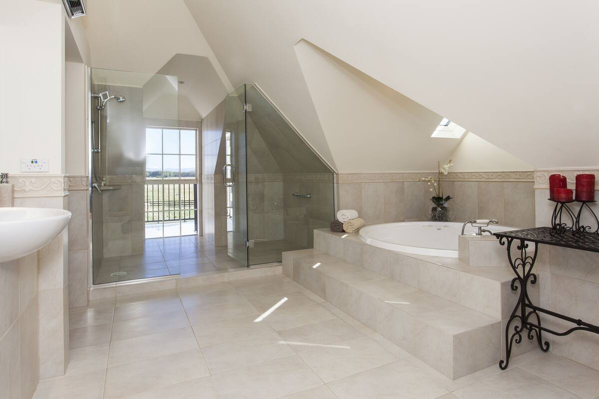 Egyptian cotton sheets, premium bedding, down duvets