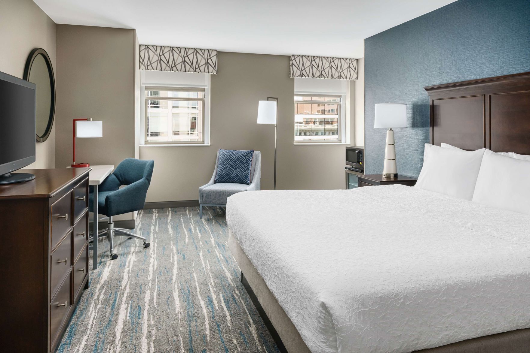 In-room safe, desk, laptop workspace, iron/ironing board