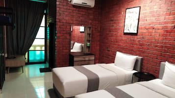 Superior-Zweibettzimmer | 2 Schlafzimmer, Schreibtisch, Bettwäsche