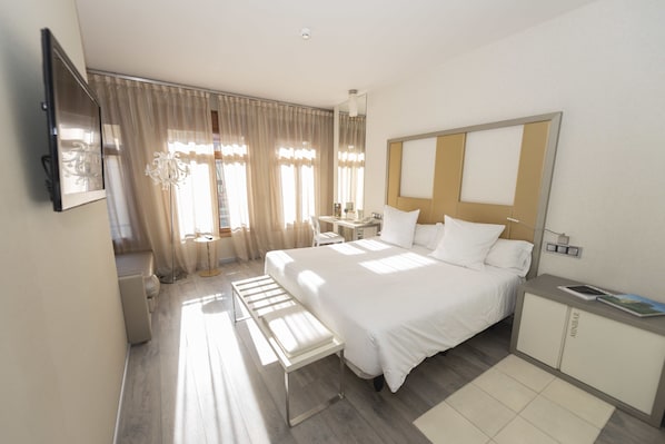Premium Double Room, 1 King Bed
