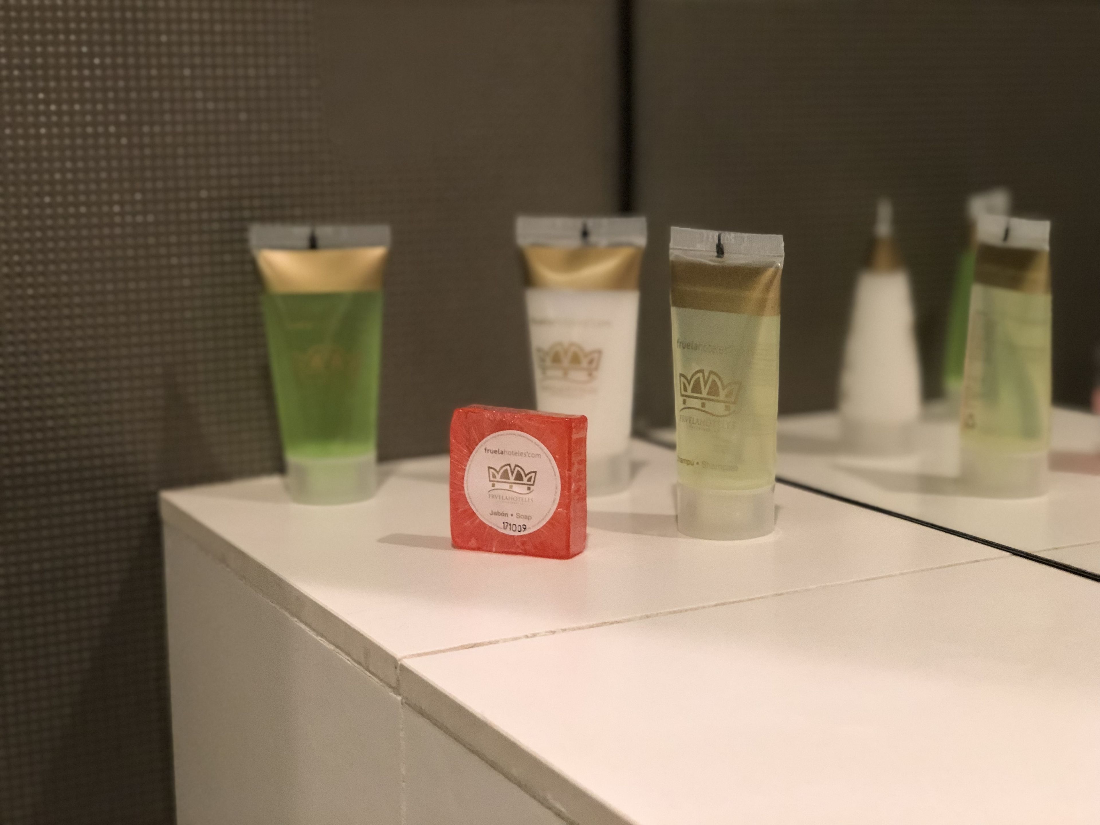 economy room, 1 queen bed, jetted tub | minibar, in-room safe, desk, soundproofing