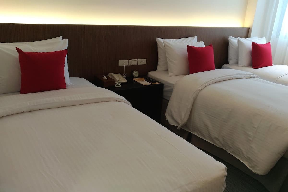 Deluxe Triple Room, 3 Single Beds, Park View
