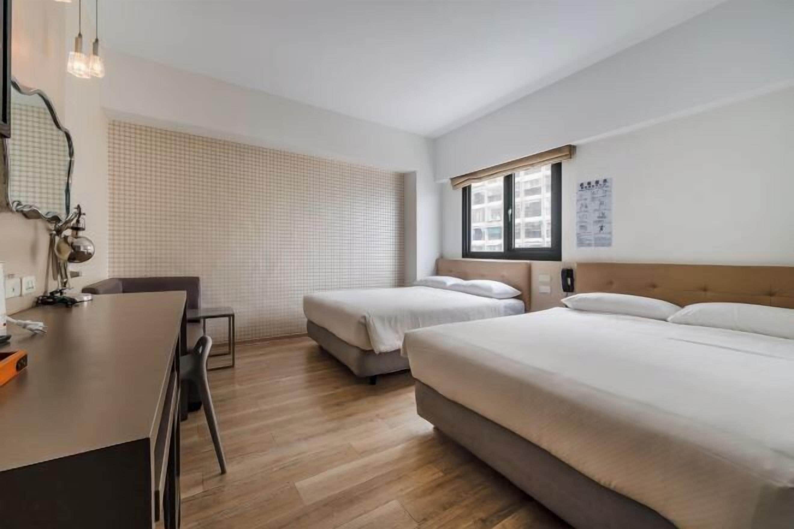 Desk, blackout drapes, soundproofing, free wired internet