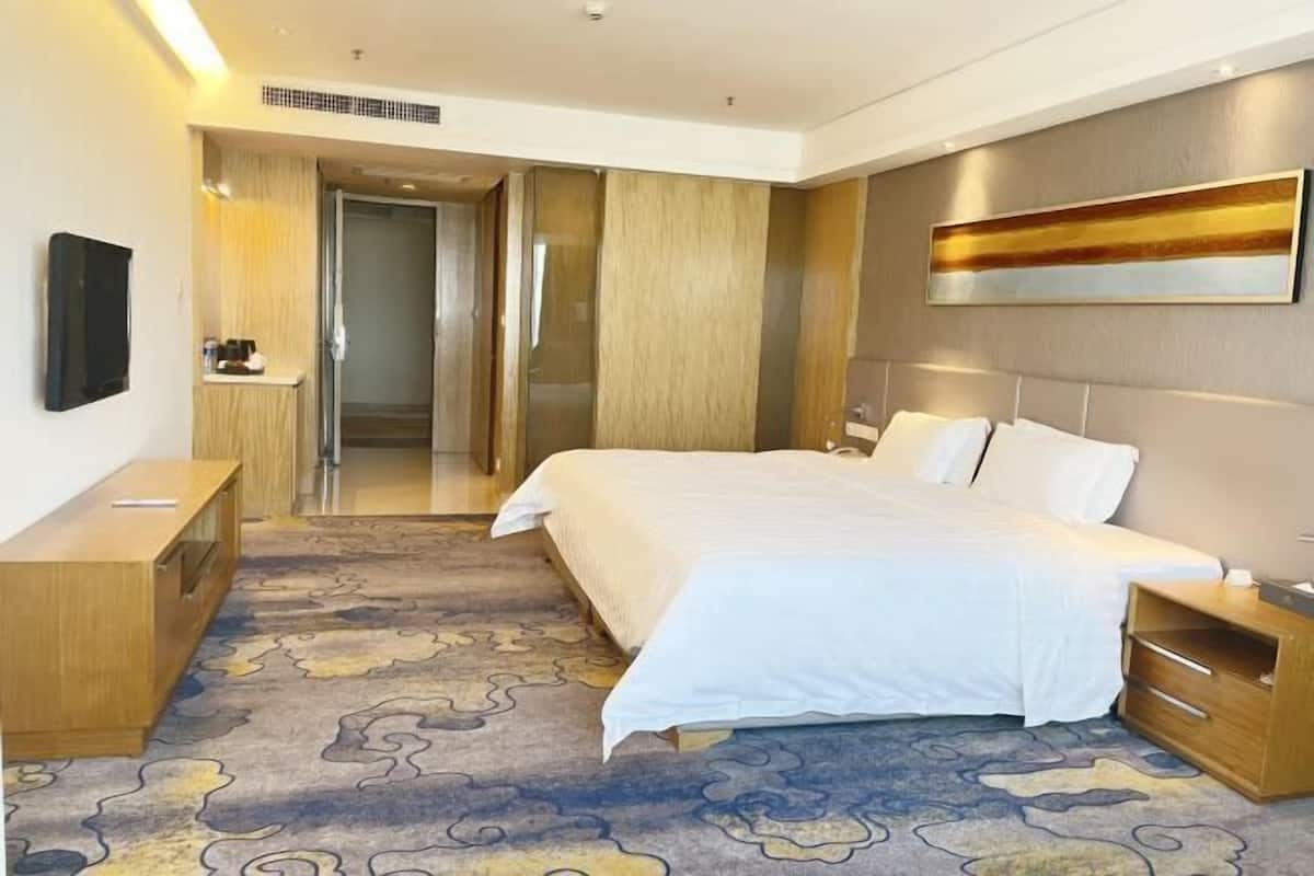 1 bedroom, in-room safe, individually furnished, blackout curtains