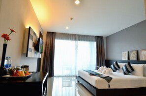 Basic Room, Pool View | In-room safe, individually decorated, desk, blackout drapes - Chaweng Noi Pool Villa (Koh Samui)