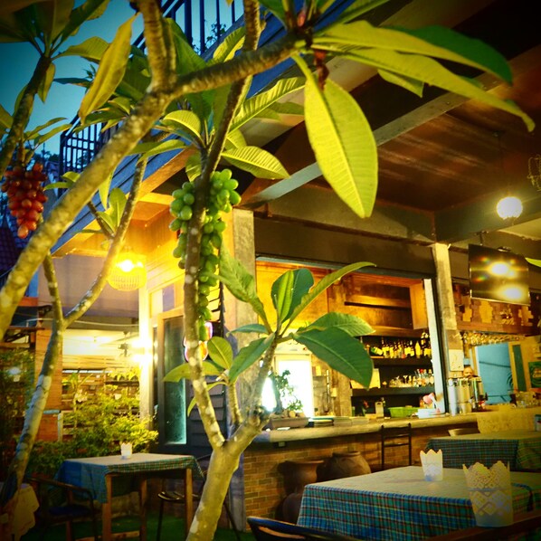 2 bars/lounges - Khao Sok Green Valley Resort (Phanom)