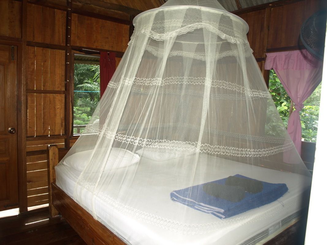 in-room safe, free wifi