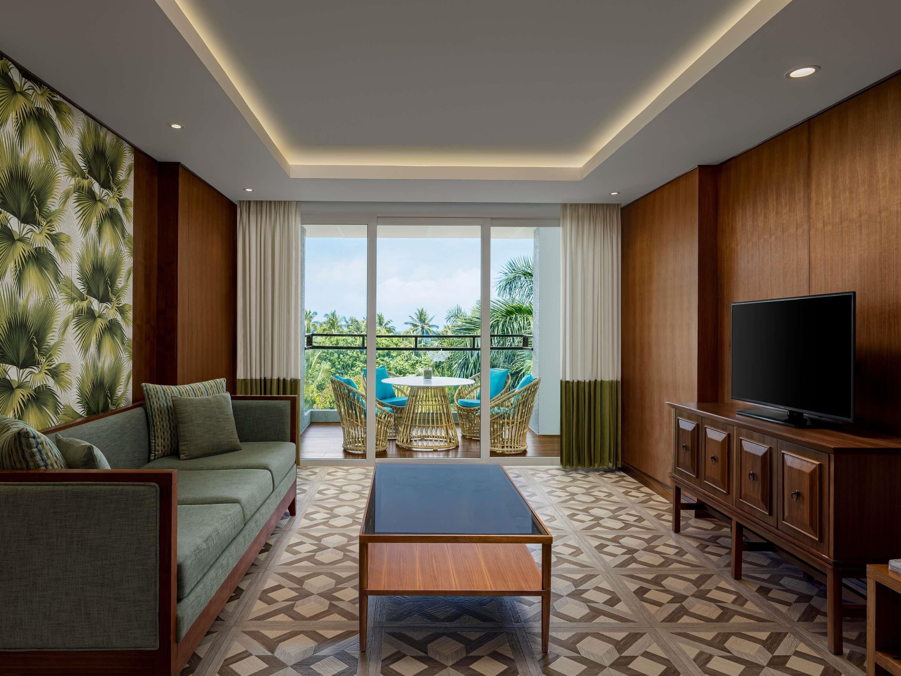 premium suite, 1 king bed | 1 bedroom, in-room safe, individually decorated, individually furnished