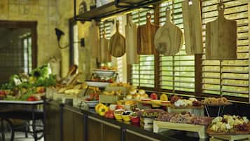 Daily buffet breakfast for a fee