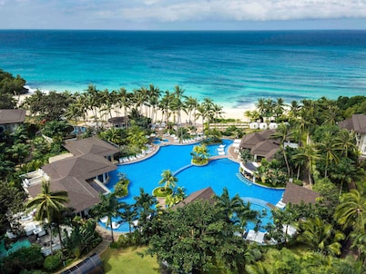 Mövenpick Resort & Spa Boracay
