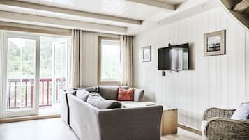4 svefnherbergi, skrifborð, hljóðeinangrun, straujárn/strauborð