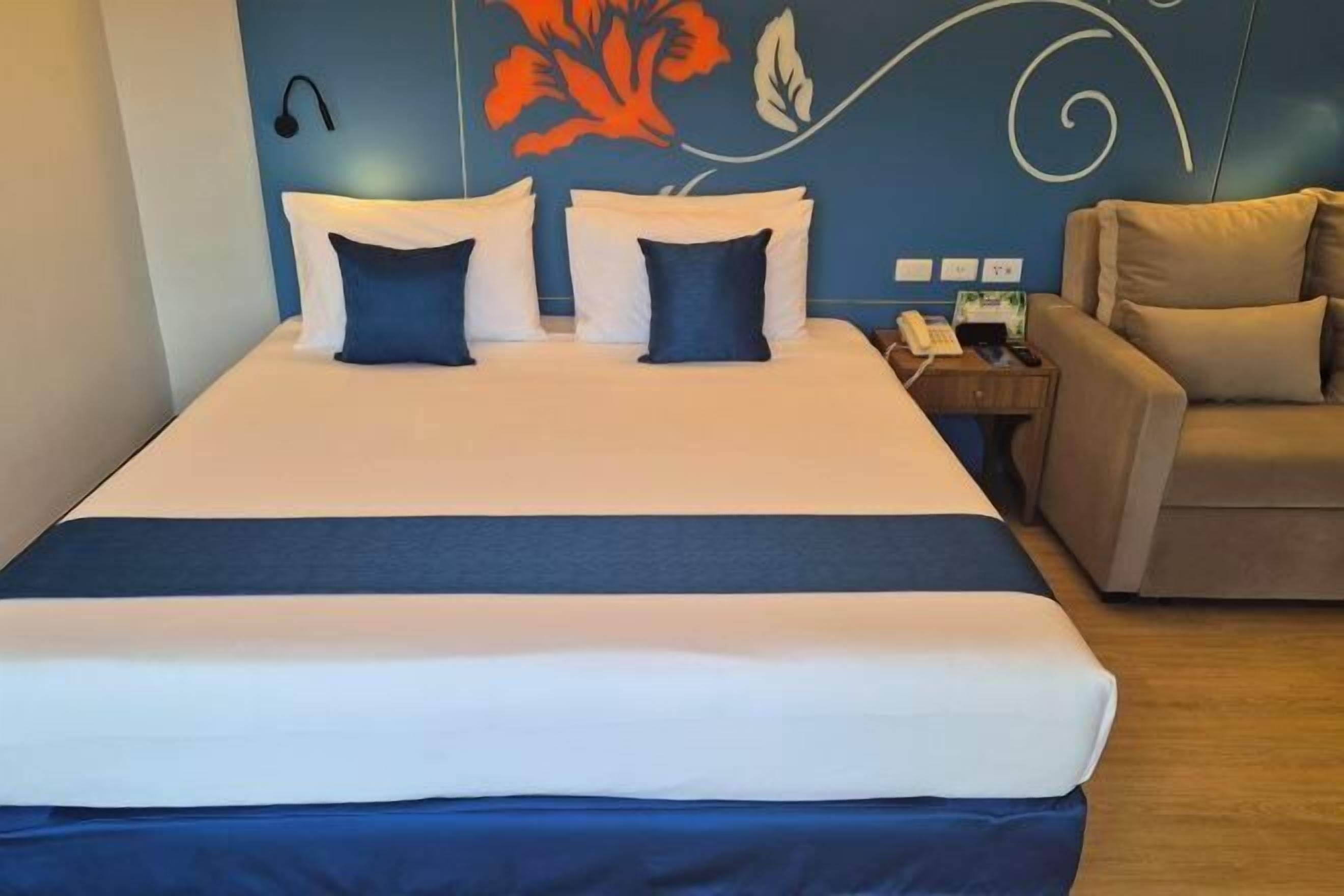 Minibar, in-room safe, desk, blackout curtains