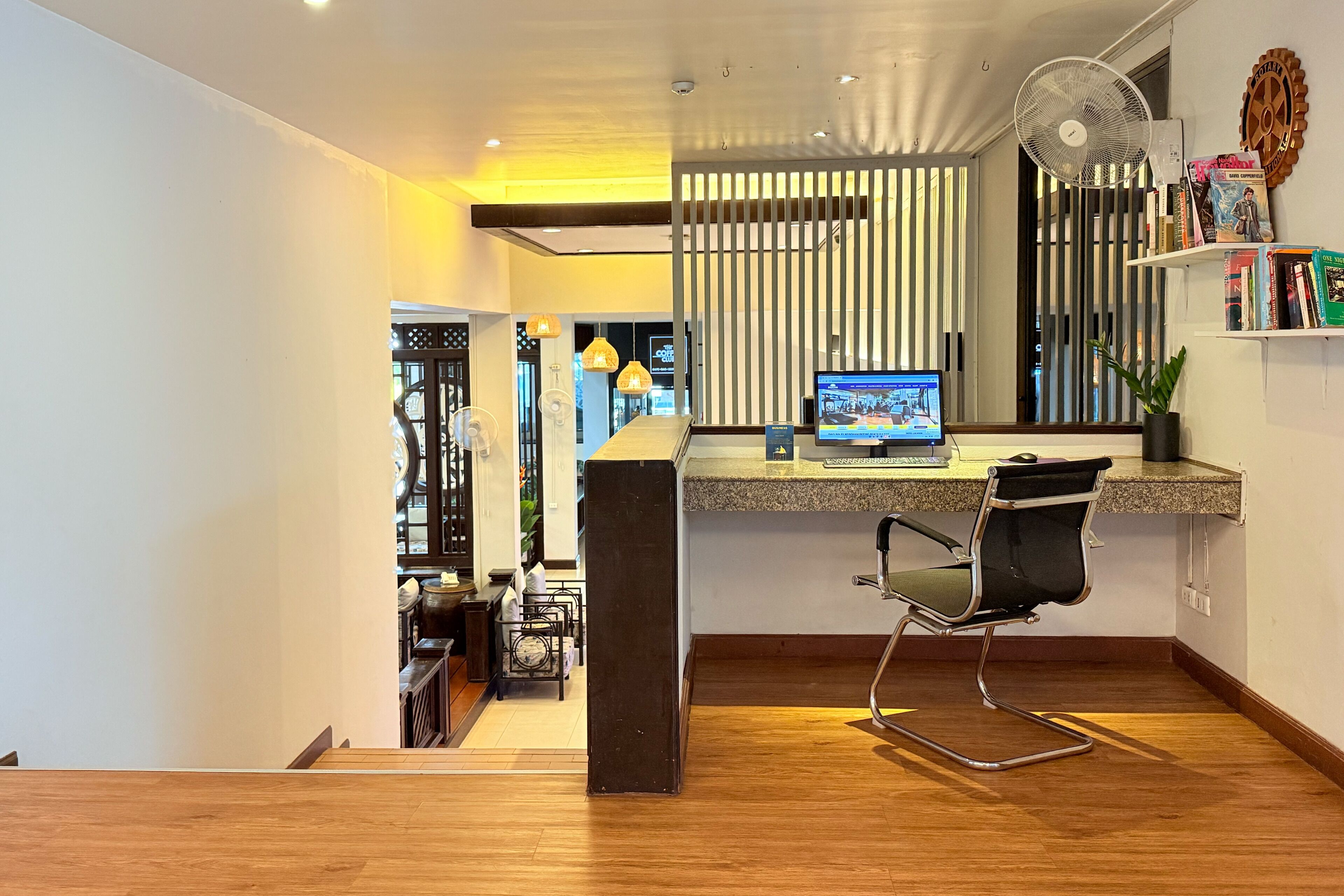 ศูนย์ธุรกิจ