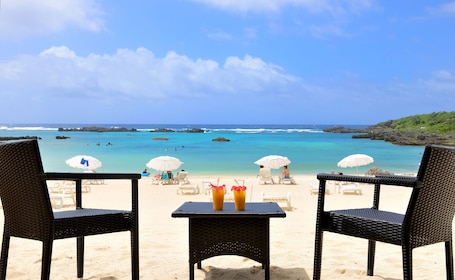 Playa privada y playa de arena blanca