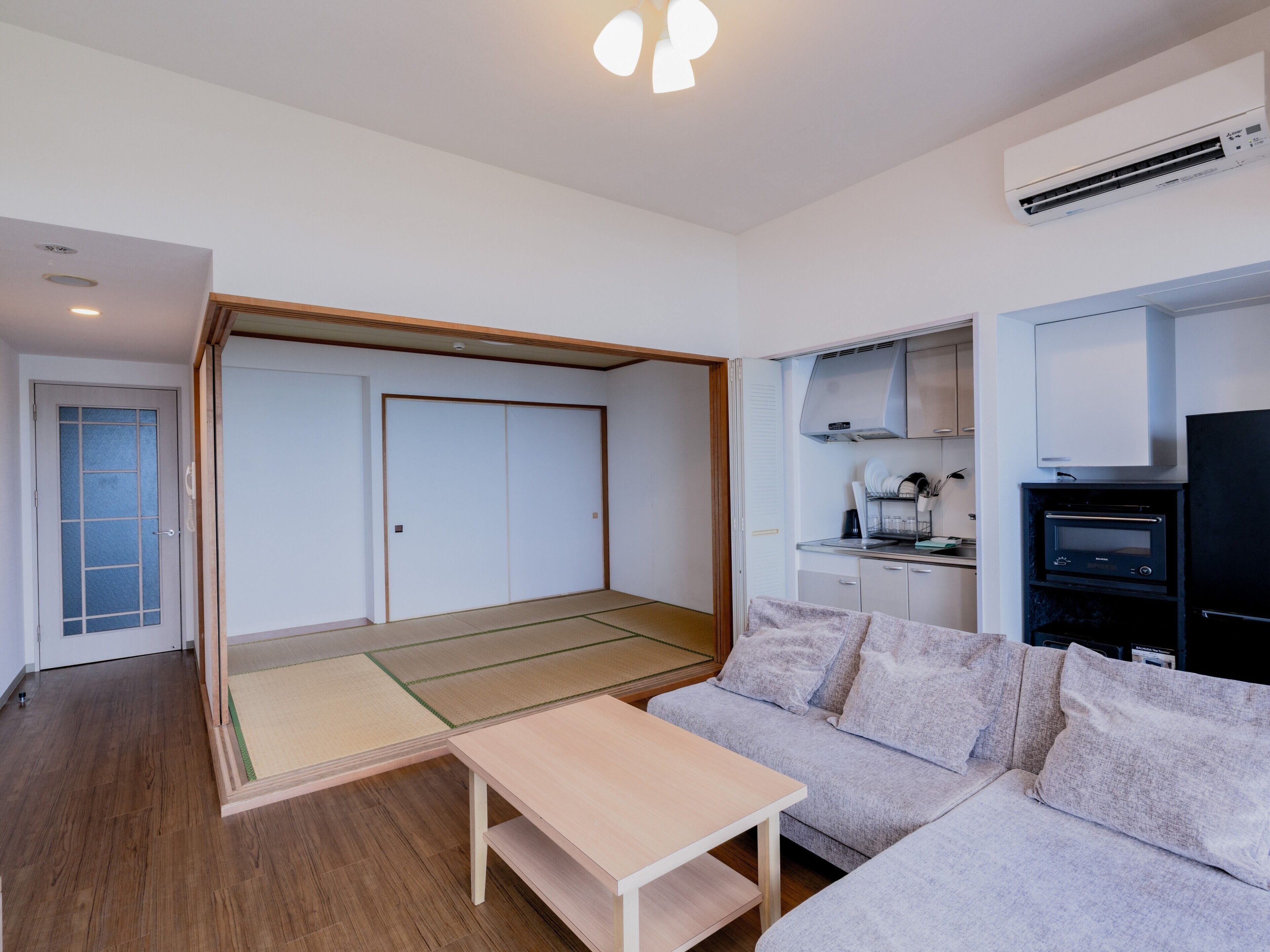 In-room safe, blackout curtains, soundproofing, free WiFi