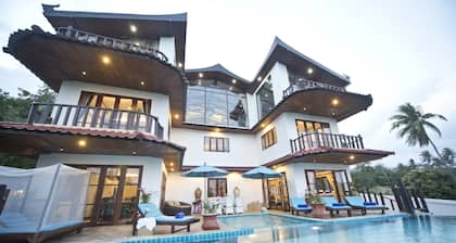 Paradise Island Estate