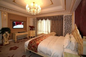 Down comforters, minibar, in-room safe, desk - Wanfu International Hotel (Xianyang)