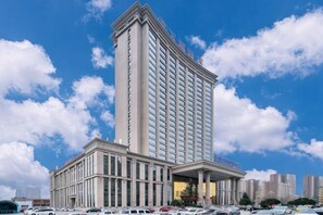 Exterior - Wanfu International Hotel (Xianyang)