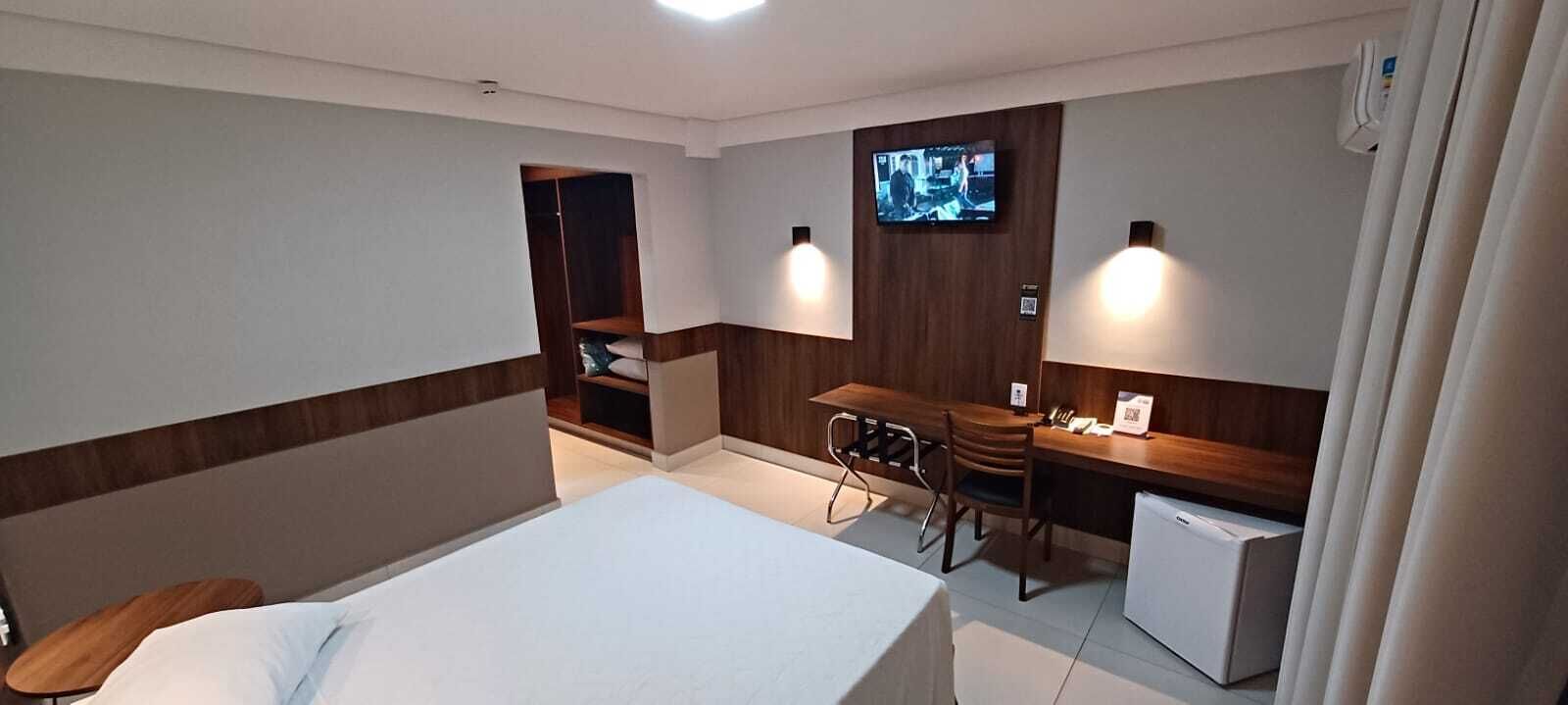 1 bedroom, minibar, desk, blackout curtains