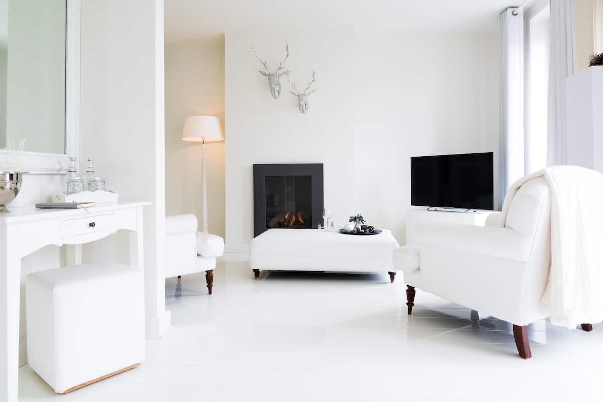 Superior-Suite | Wohnzimmer | Fernseher, Kamin, DVD-Player, iPod-Dockingstation