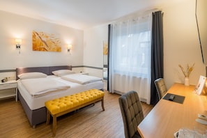 1 bedroom, minibar, in-room safe, desk