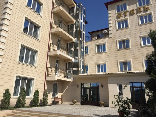 Exterior - Rich Hotel (Bishkek)