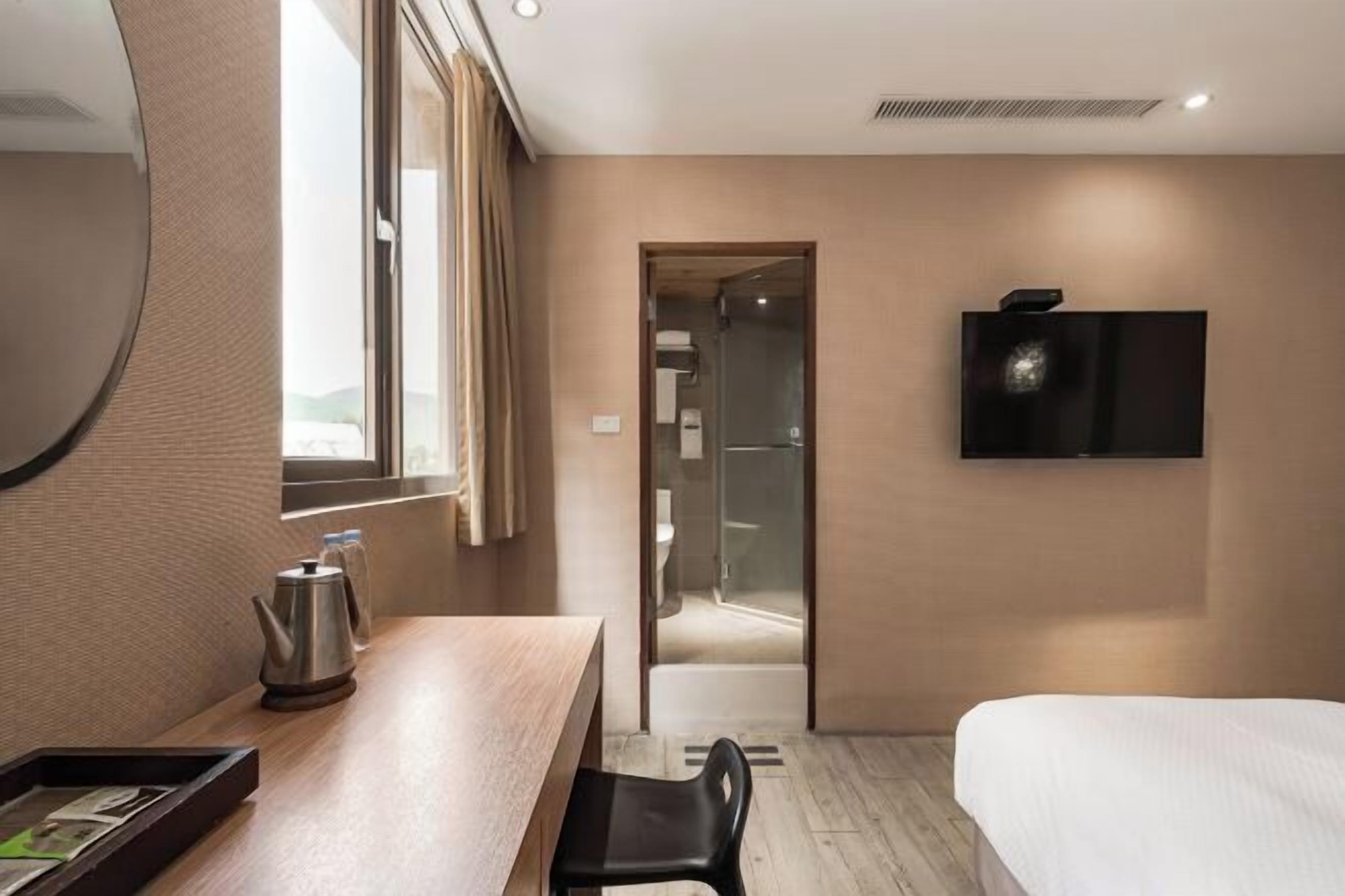 Down comforters, desk, blackout drapes, free WiFi