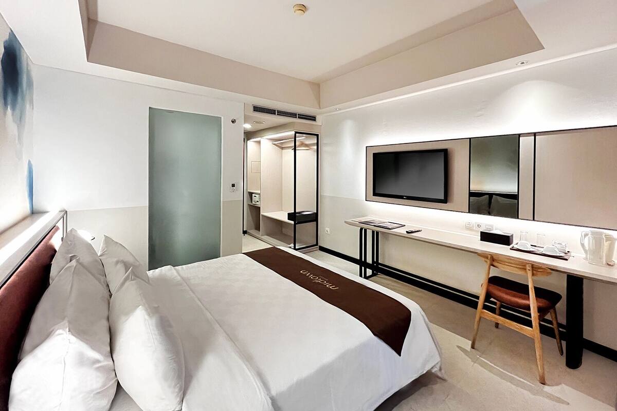 1 bedroom, in-room safe, desk, free WiFi
