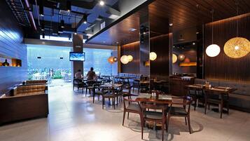 Daily buffet breakfast (IDR 90000 per person)