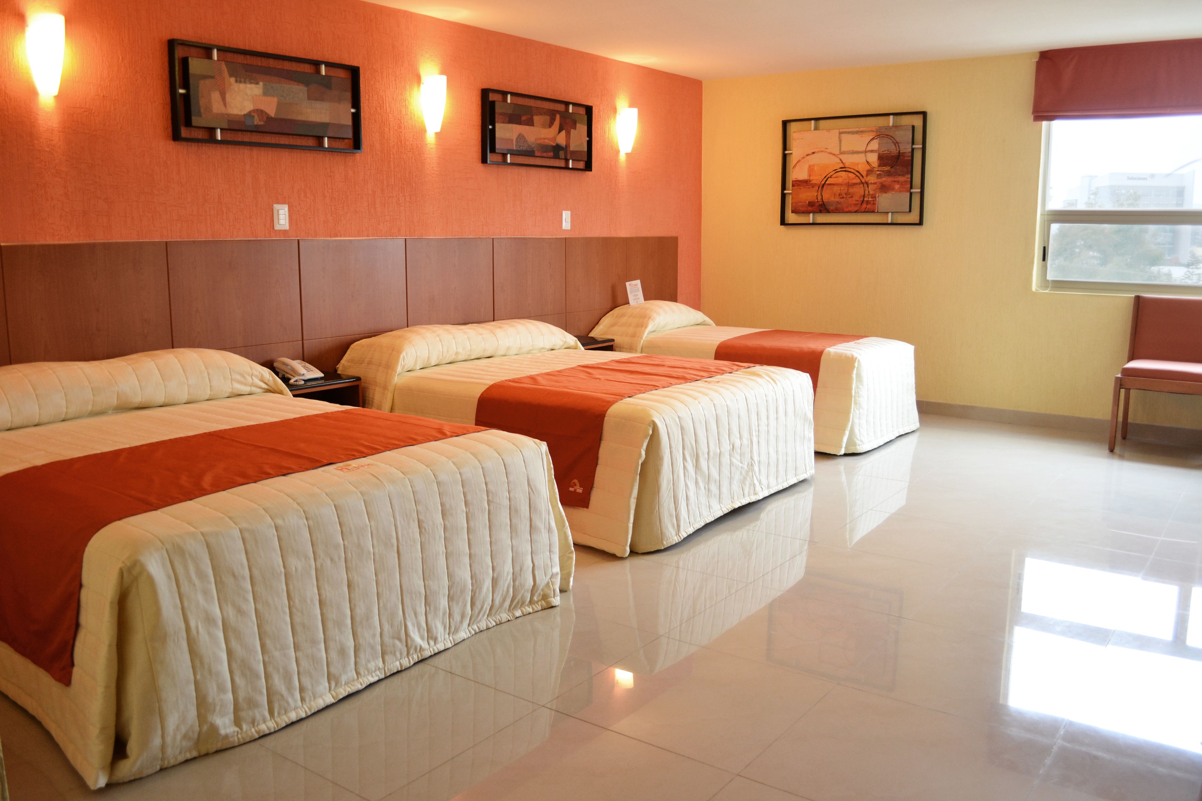 1 bedroom, premium bedding, in-room safe, desk